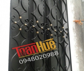 CỬA SỔ SẮT NGHỆ THUẬT - 010