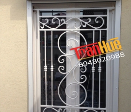 CỬA SỔ SẮT NGHỆ THUẬT - 017