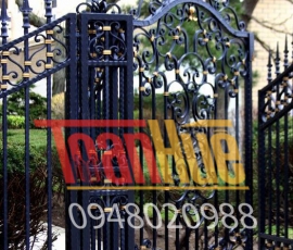 CỔNG SẮT NGHỆ THUÂT - 012