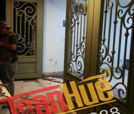 CỔNG SẮT NGHỆ THUÂT - 032