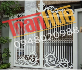 CỔNG SẮT NGHỆ THUÂT - 051