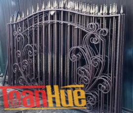 HÀNG RÀO SẮT NGHỆ THUẬT - HRSNT016